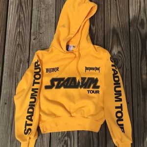 Cropped Justin Bieber hooded sweatshirt